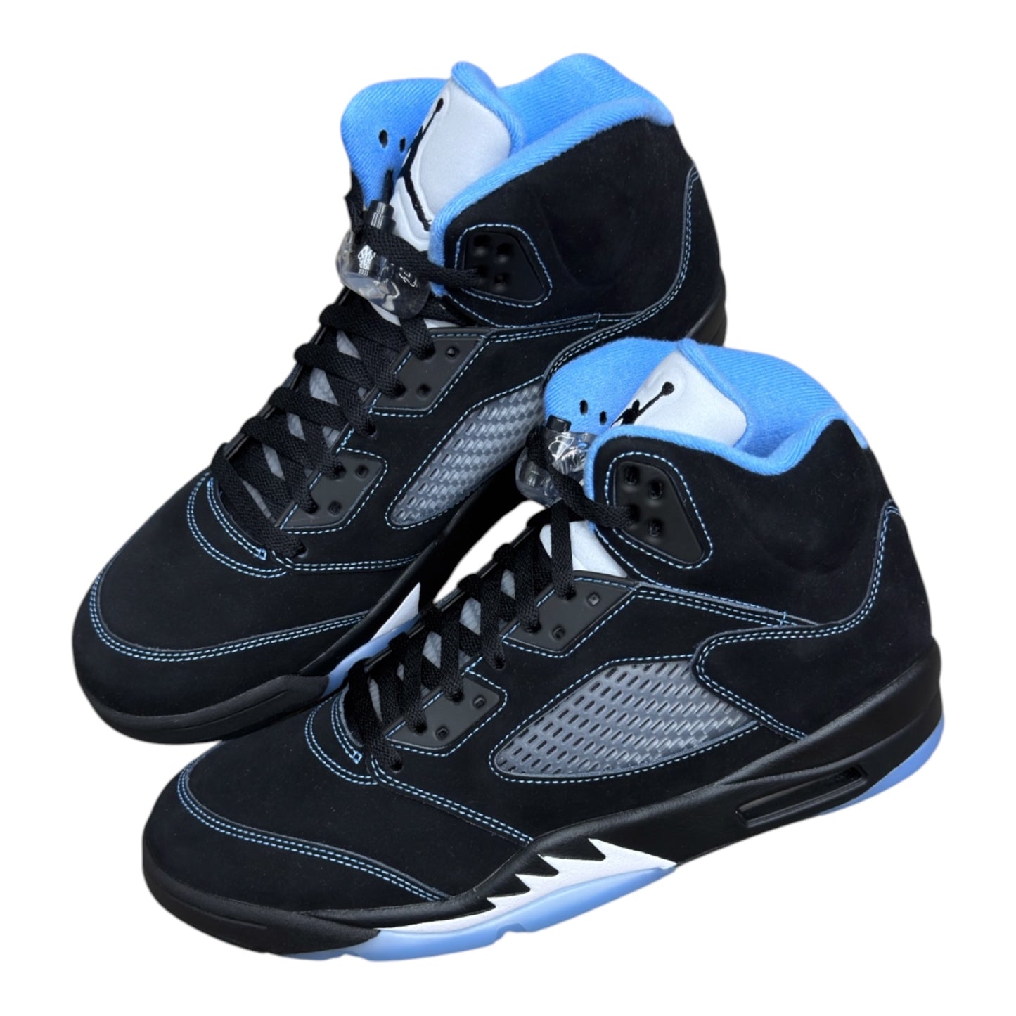 JORDAN 5 BLACK UNIVERSITY BLUE (2025)