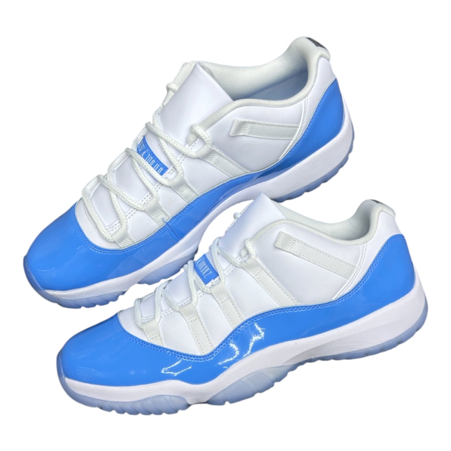 JORDAN 11 LOW UNIVERSITY BLUE (2026)