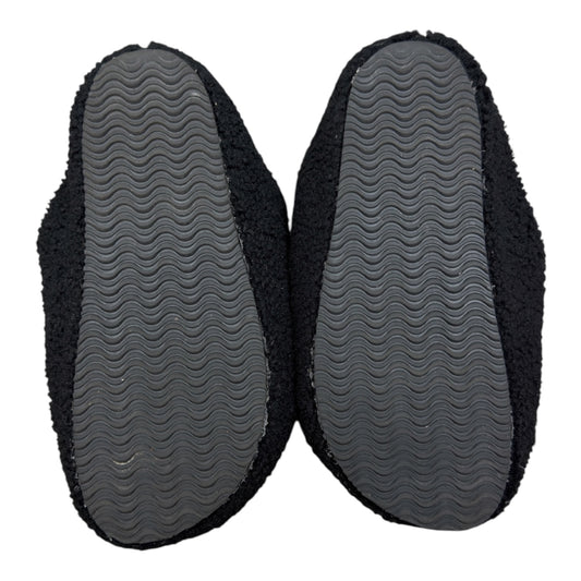 GV GALLERY BLACK FLEECE SLIPPERS