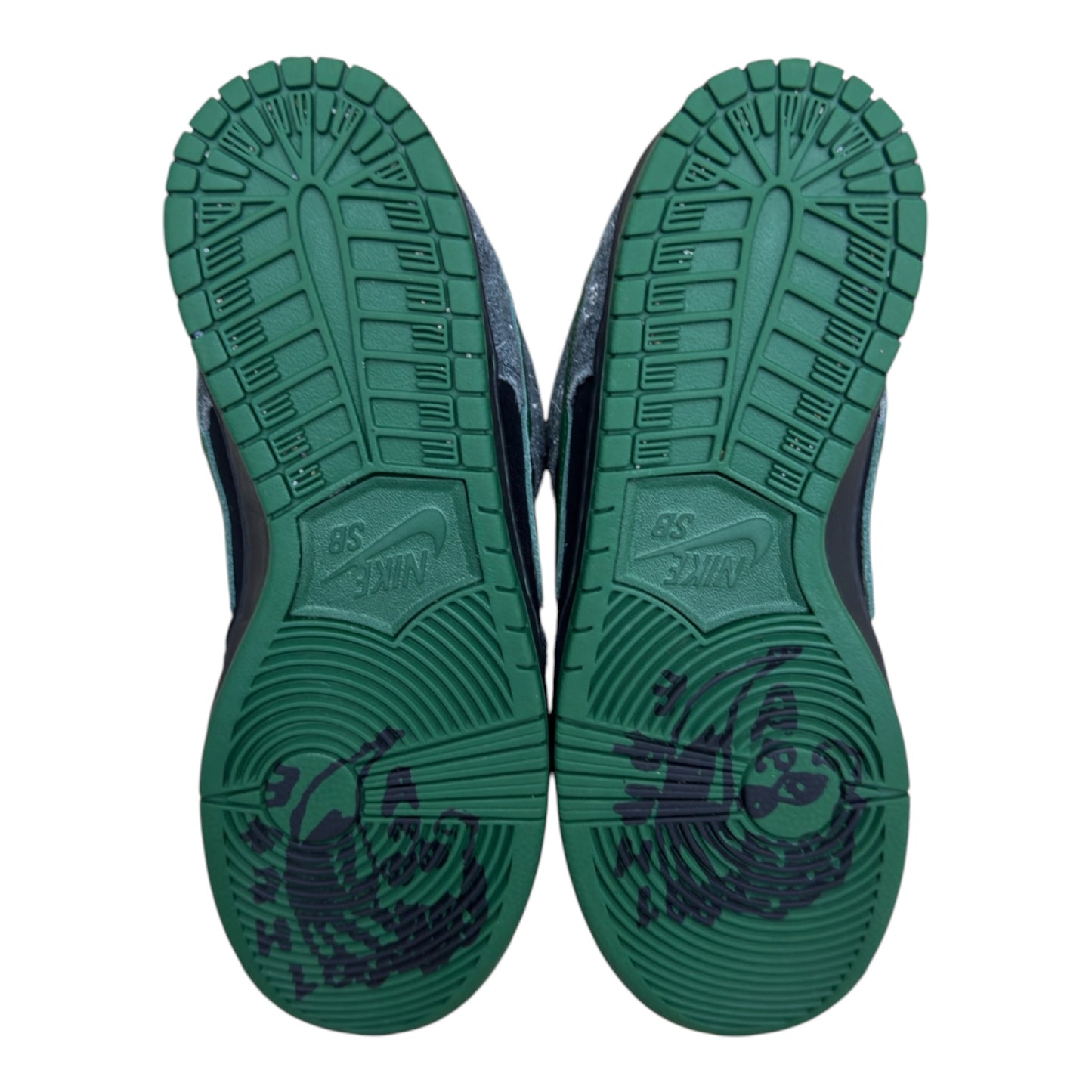 SB DUNK LOW THERE SKATEBOARDS