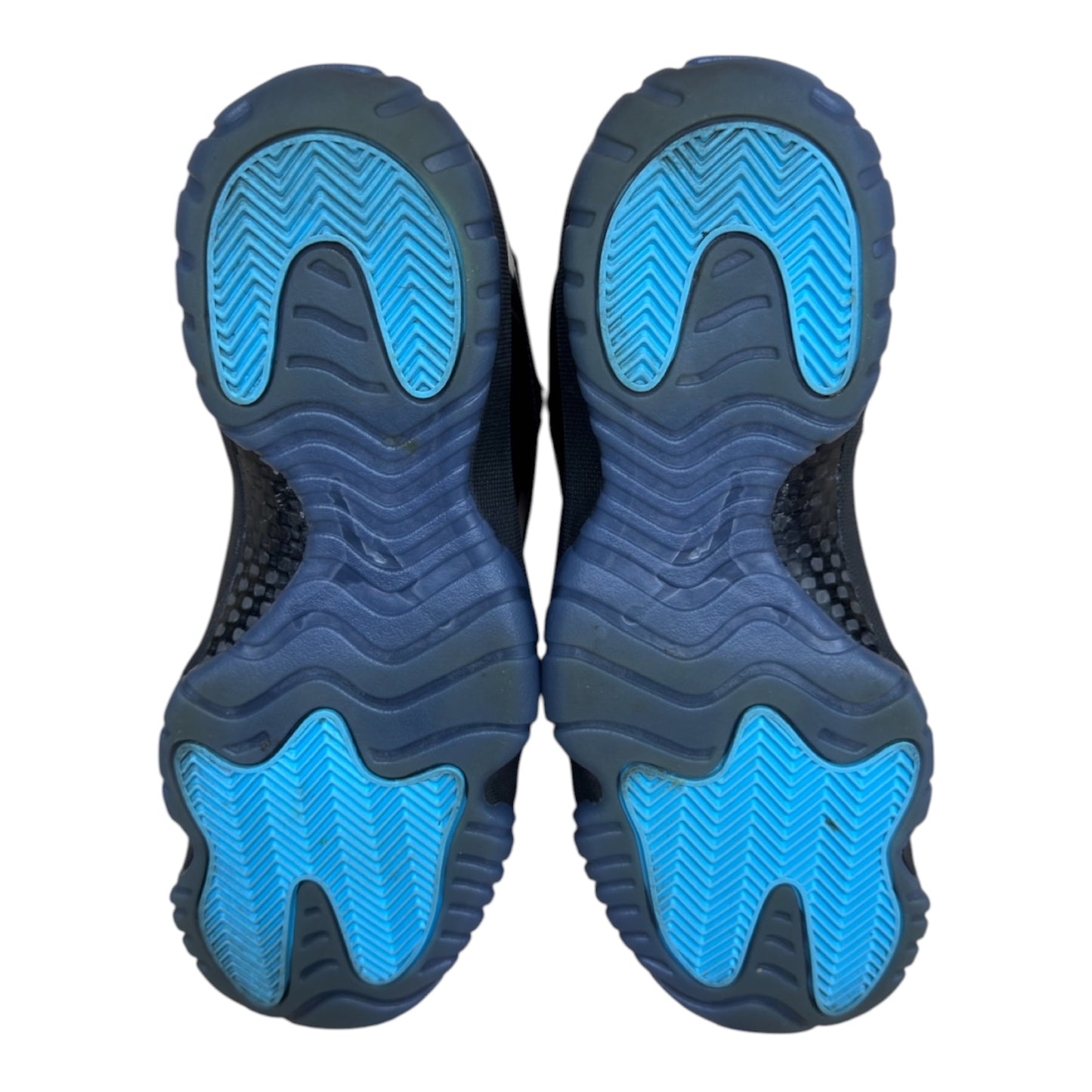 JORDAN 11 GAMMA (2025)